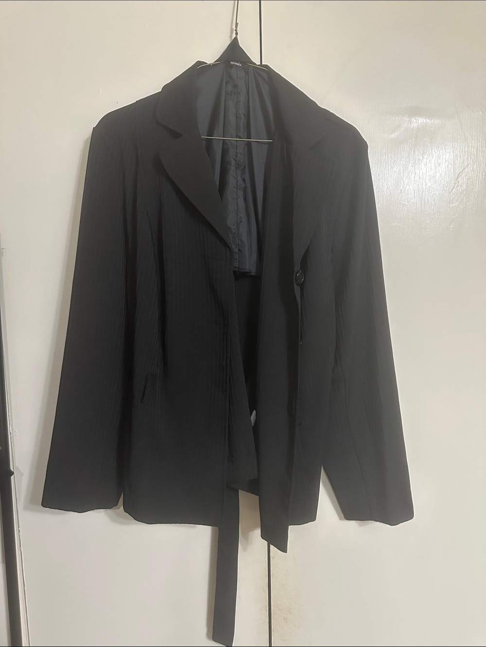 Milano Black Belted Notch-Lapel Blazer Jacket